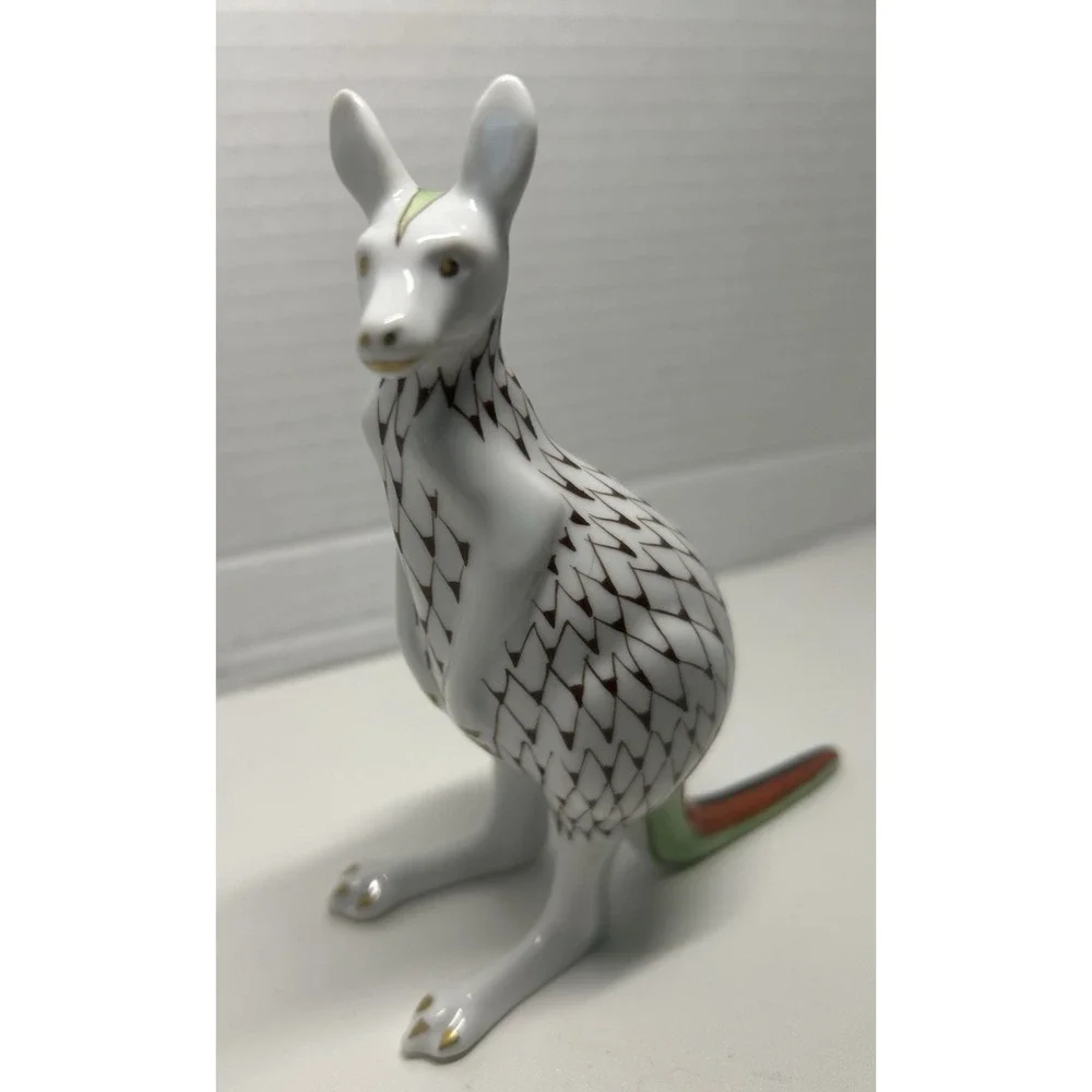 Hollohaza Porcelain Kangaroo Figurine Fishnet excellent condition